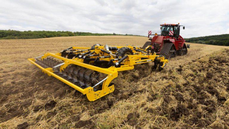 TERRALAND TO semi-mounted chisel plough