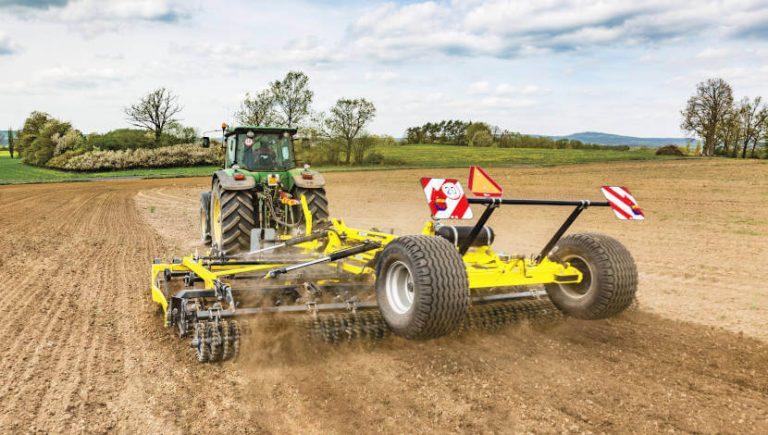 SWIFTER SO_PROFI seedbed cultivator attached to tractor